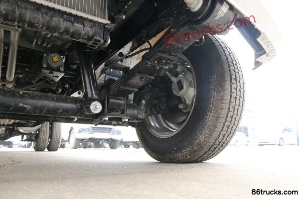 Foton Xiangling V2 Comfort 1.6L 105 hp 4X2(6 roues) CNG 2.55m double-row flatbed mini truck Châssis (3) | 86Trucks