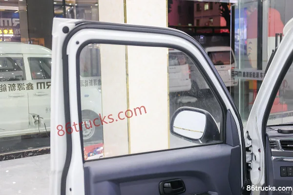 SRM Xinyuan Xiaohai Shi EV 2021 Standard 5-Seat 4.2m Pure Electric Multi-Purpose Passenger Vehicle 38.64kWh Cab (2) | 86Trucks