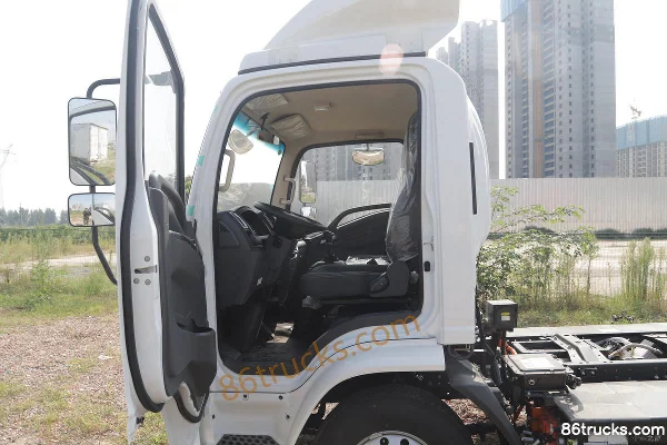 SHACMAN Light Truck Delong E3000 4.18m Pure Electric Box Light Truck 100.27kWh 4X2(6 wheels) Interior (1) | 86Trucks