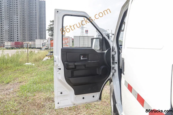 Ruichi EC35Ⅱ 2022 Standard Edition 2.6T 2-Seat 4.5m Electric Panel Van 39.42kWh Cab (1) | 86Trucks