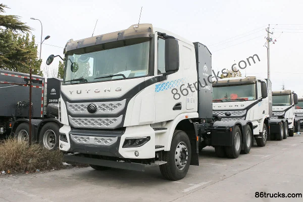 Yutong 6X4(10 roues) tracteur routier électrique pur CATL 282kWh Extérieur (3) | 86Trucks