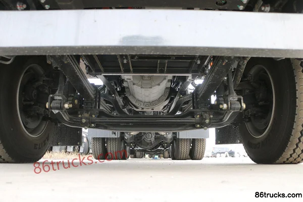Yutong 6X4(10 roues) tracteur routier électrique pur CATL 282kWh Châssis (1) | 86Trucks