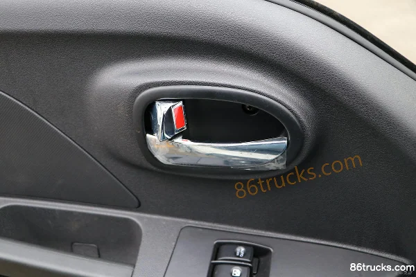 JAC Kaida G 95hp 4X2(6 wheels) 2.8m Dump Truck Cab (3) | 86Trucks