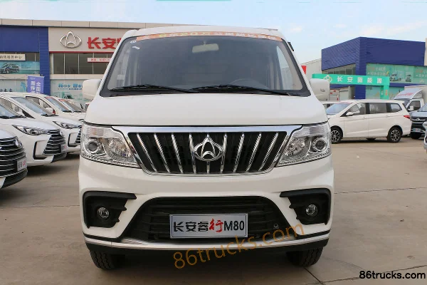 Changan Light Vehicle Ruixiang M80 Comfort 2016 109 hp 6-Seat 1.5L Light Bus Exterior (2) | 86Trucks