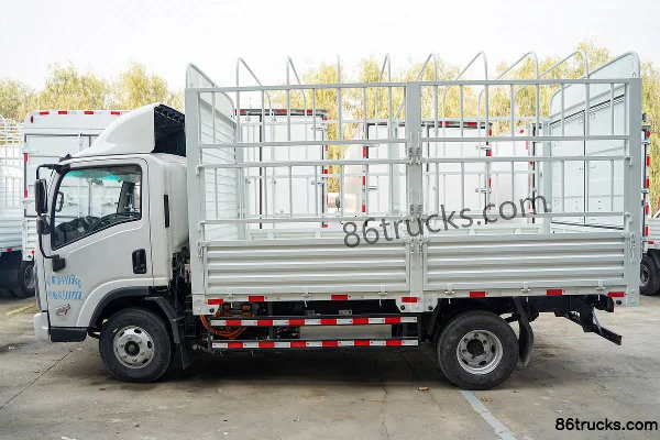 FARIZON GLR 4.5T 4.1m Single Row Plug-in Hybrid Stake Truck 53.58kWh 4X2(6 wheels) Exterior (2) | 86Trucks