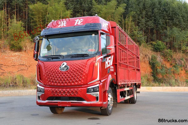 Dongfeng Liuqi Chenglong H5V 270 hp 4X2(6 wheels) AMT automatic transmission cargo truck with cargo box (China VI) Exterior (3) | 86Trucks