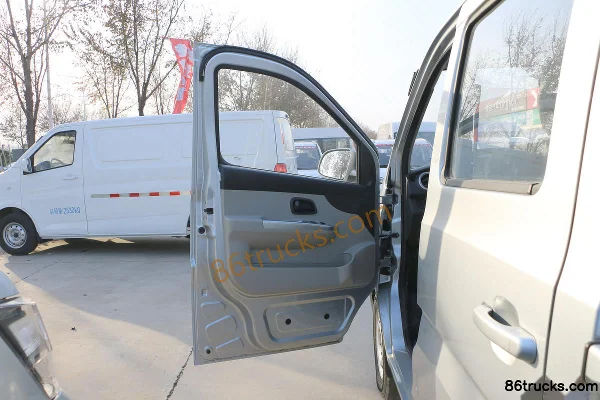 Ankai Xingka M 2021 1.5L 116hp 4X2(6 wheels) Gasoline 2.15m Double Row Van Mini Truck (China VI) Cab (1) | 86Trucks