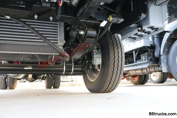 Yuejin Fuxing S80 95hp 4X2(6 wheels) 2.65m double-row flatbed mini truck (China VI) Chassis (3) | 86Trucks