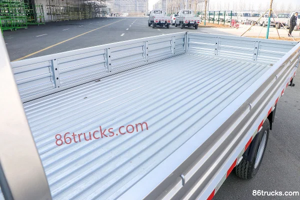 BAW Jingka T7 Luxury Edition 2.0L 133hp 4X2(6 wheels) Gasoline 3.7m Single Row Flatbed Mini Truck (China VI) Body (3) | 86Trucks