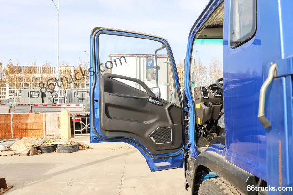 Kama Kaijie M6 Premium Edition 190hp 4X2(6 wheels) 5.33m Flatbed Cargo Truck (China VI) Cab (1) | 86Trucks