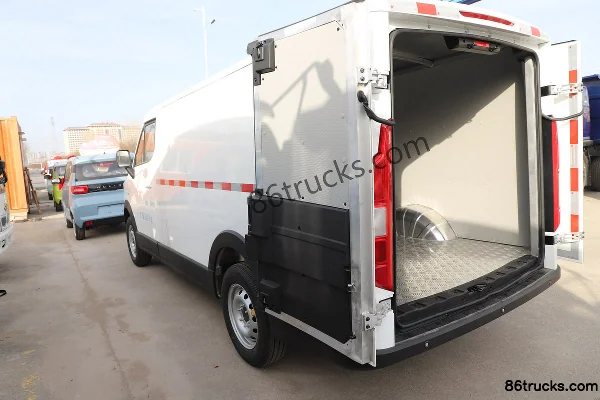 Karry Dolphin EV 3.06T 5.457m Pure Electric Van Cargo Truck Cargo Box (2) | 86Trucks
