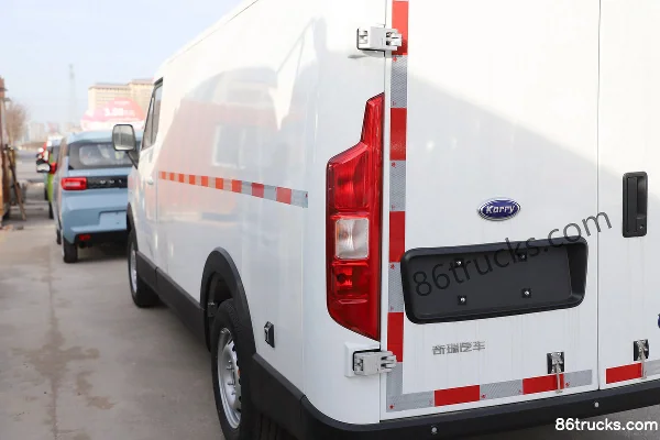 Karry Dolphin EV 3.06T 5.457m Pure Electric Van Cargo Truck Cargo Box (1) | 86Trucks