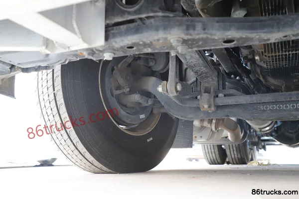 JAC Gallop K7 Heavy Truck 530hp 6X4(10 wheels) LNG AMT Automatic Tractor Truck (ZF 12-speed) Chassis (2) | 86Trucks