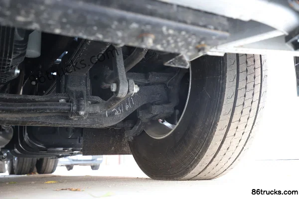 JAC Gallop V7 Heavy Truck 560 hp 6X4(10 wheels) AMT Automatic Long-Nose Tractor Truck (China VI) (Ratio 2.73) Chassis (3) | 86Trucks