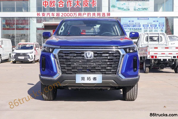 Changan Lantuo 2023 modèle élite 2,0 L diesel 163 ch manuel quatre roues motrices pick-up double cabine à empattement long (2) | 86Trucks