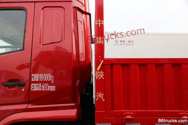 SHACMAN Delong L5000 Jingying Edition 220 hp 4X2(6 wheels) 6.8m stake cargo truck (Dongfeng Cummins) Body (1) | 86Trucks