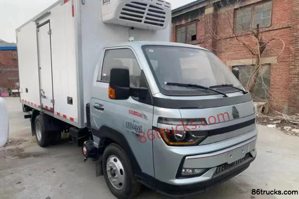 Woerbon Woerbon Sinotruk chassis Refrigerated Truck