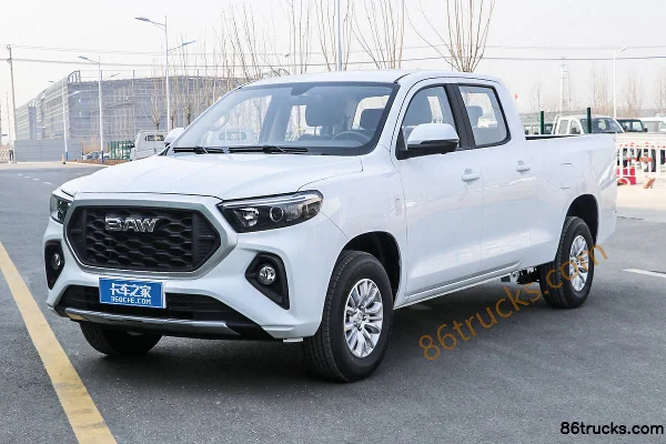 BAW Manufacturing Kaluoli F7 2023 Model Luxury Edition 2.0L Gasoline 144 hp Manual 2WD Double-row Pickup Truck Cab (3) | 86Trucks