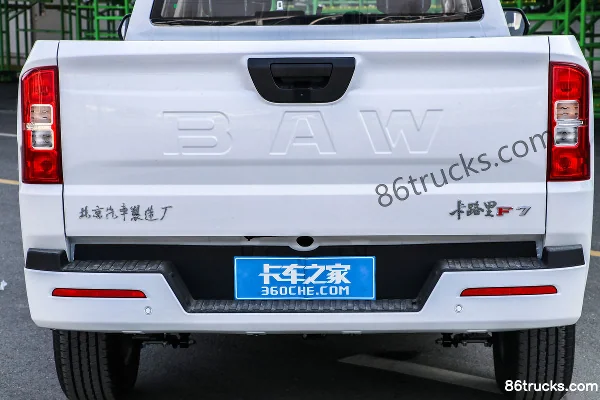 BAW Manufacturing Kaluoli F7 2023 Model Luxury Edition 2.0L Gasoline 144 hp Manual 2WD Double-row Pickup Truck Body (2) | 86Trucks