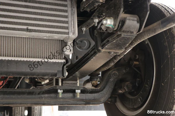 JAC Junling V5 132 hp 4X2(6 wheels) 3.37m Semi-row Flatbed Light Truck (China VI) Chassis (3) | 86Trucks