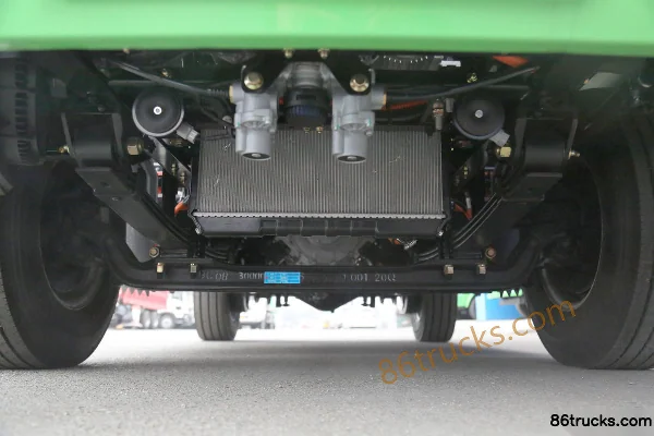NanJun Ruisheng 4X2(6 wheels) 3.15m Pure Electric Dump Truck Chassis (1) | 86Trucks