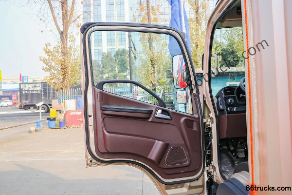 FAW Jiefang Lingtu 150hp 4X2(6 wheels) 4.16m Single Row Van Light Truck Cab (1) | 86Trucks