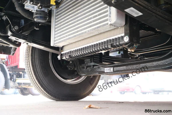 FAW Jiefang Lingtu 150hp 4X2(6 wheels) 4.16m Single Row Van Light Truck Chassis (2) | 86Trucks