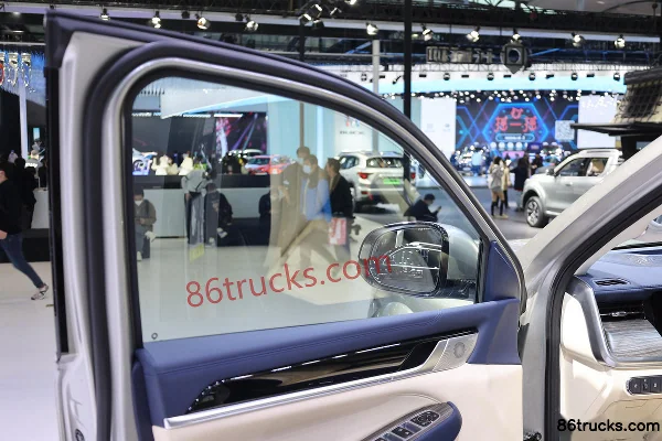 Shanhaipao 2023 Jijing Edition 3.0T essence 360 ch automatique 4 roues motrices double cabine pick-up Châssis (2) | 86Trucks