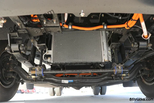 CRRC Electric Standard Edition 3.4T 4.27m Single-row Pure Electric Van Light Truck (Oil Brake) 81.14kWh 4X2(6 wheels) Chassis (1) | 86Trucks