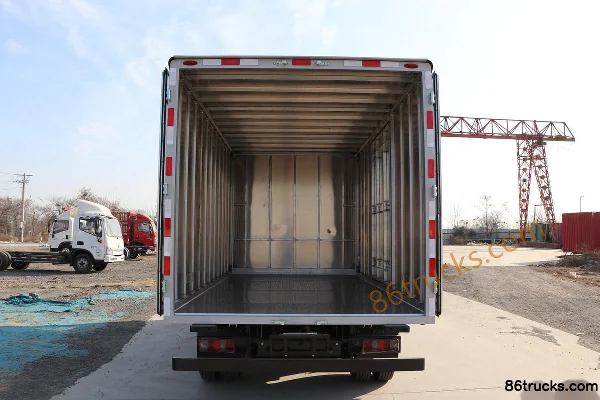 CRRC Electric Standard Edition 3.4T 4.27m Single-row Pure Electric Van Light Truck (Oil Brake) 81.14kWh 4X2(6 wheels) Body (1) | 86Trucks