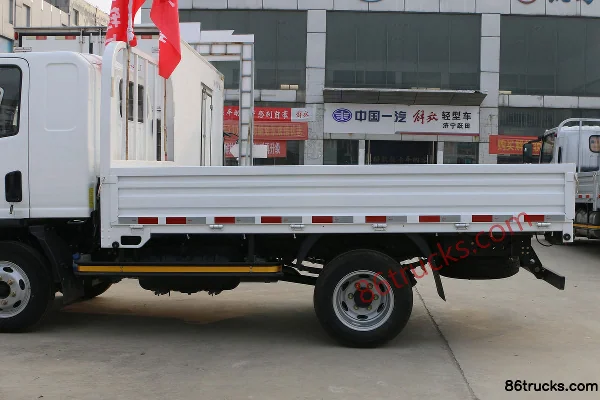FAW Jiefang Hu VR 130 hp 4X2(6 wheels) 3.37m double-row flatbed truck (China VI) Body (1) | 86Trucks