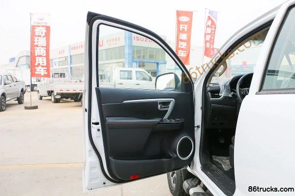 Huanghai N2 2019 Sport Edition 2.4L Petrol/CNG 142hp 2WD Dual Fuel Double Row Pickup Truck Chassis (1) | 86Trucks