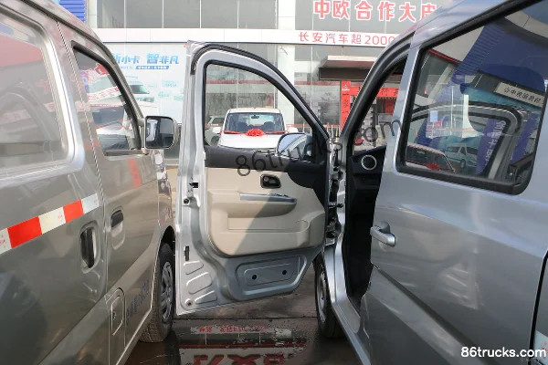 Changan Star 5 2020 Standard 103 hp 5-seat 1.4L panel van (China VI) Cab (1) | 86Trucks