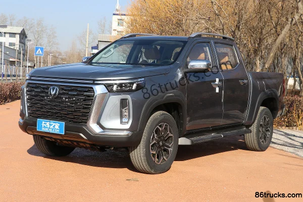 Changan Lantuo 2023 Leading Edition 2.0L gasoline 233 hp automatic four-wheel drive standard wheelbase double-row pickup Cab (3) | 86Trucks