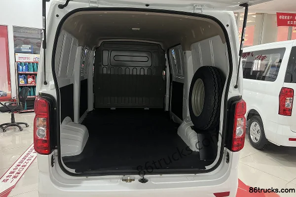 Changan Light Truck Ruixiang M60 2020 Basic 1.6L 105hp CNG 2-Seat Panel Van (China VI) Cab (2) | 86Trucks