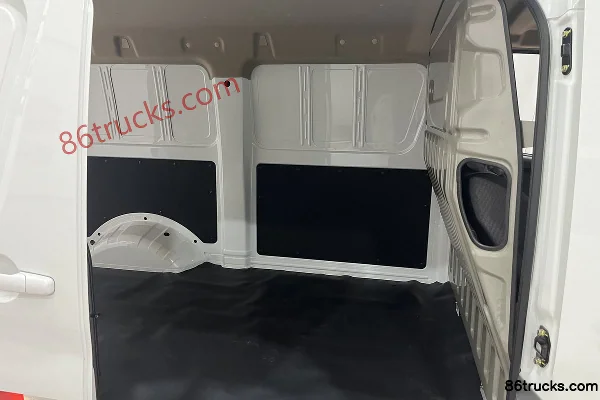 Changan Light Truck Ruixiang M60 2020 Basic 1.6L 105hp CNG 2-Seat Panel Van (China VI) Cab (1) | 86Trucks