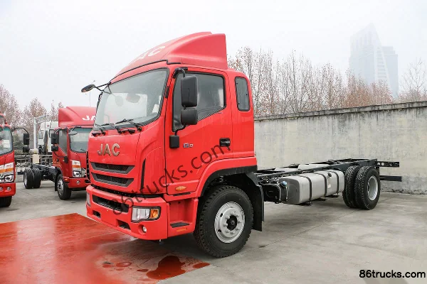 JAC Dewos Q9 220hp 4X2(6 wheels) 5.48m Cage Cargo Truck Exterior (3) | 86Trucks