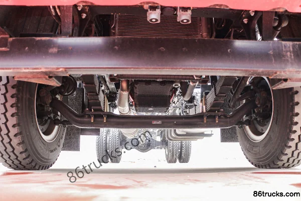 JAC Dewos Q9 220hp 4X2(6 wheels) 5.48m Cage Cargo Truck Chassis (1) | 86Trucks