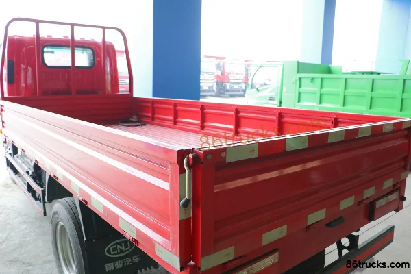 NanJun Ruijie D20GE 4,5T 4,1 m camion plateau simple cabine électrique pur 98,04 kWh 4X2(6 roues) Carrosserie (2) | 86Trucks