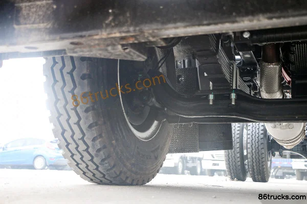 JAC Dewos Q9 195 ch 4X2(6 roues) 5,48 m camion porteur à grille (China VI) Châssis (2) | 86Trucks