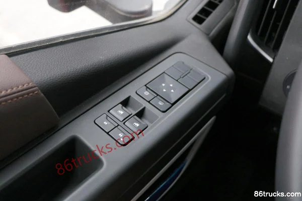 SAIC Hongyan Genlyon H6 Standard Load Smart Comfort Edition 460 hp 6X4(10 wheels) AMT Automatic Hazardous Materials Tractor Truck (China VI)