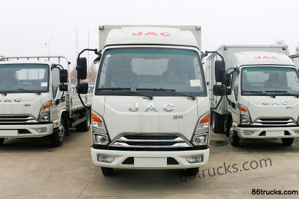 JAC Kangling J3 Deluxe 95hp 4X2(6 wheels) 3.33m Single-row Van Light Truck (China VI) Exterior (2) | 86Trucks