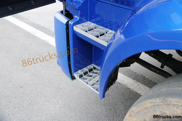 JAC Gallop A5L camion porteur 220 ch 4X2(6 roues) 10 m carrosserie fourgon (rapport de pont 4.333) Cabine (3) | 86Trucks