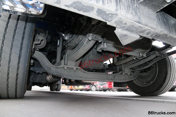 JAC Gallop A5L camion porteur 220 ch 4X2(6 roues) 10 m carrosserie fourgon (rapport de pont 4.333) Châssis (3) | 86Trucks