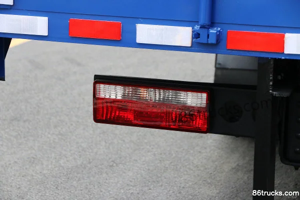 JAC Gallop A5L camion porteur 220 ch 4X2(6 roues) 10 m carrosserie fourgon (rapport de pont 4.333) (2) | 86Trucks