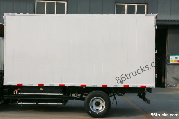 Yuejin Chaoyue EC300 4,5T 4,17 m fourgon électrique monoplace 106,95 kWh 4X2(6 roues) Carrosserie (1) | 86Trucks