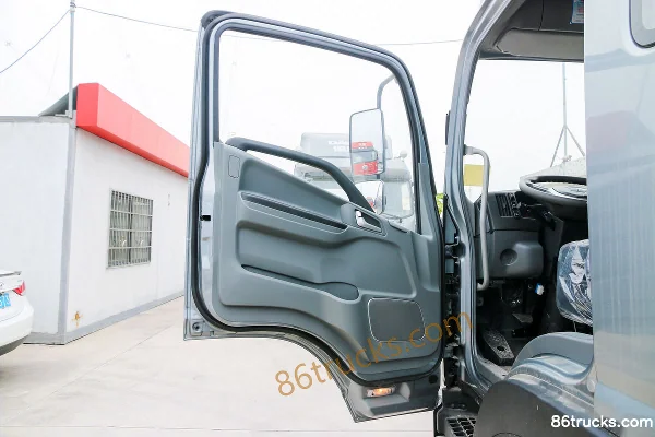 JAC Dewos V8 184 hp 4X2(6 wheels) 5.48m Sleeper Cab Stake Truck (1) | 86Trucks