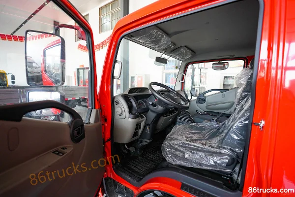 Dongfeng Kaipute K6-N Zhiyue Edition 120 hp 4X2(6 wheels) 4.17m single-row flatbed light truck (Beijing VI) Cab (3) | 86Trucks
