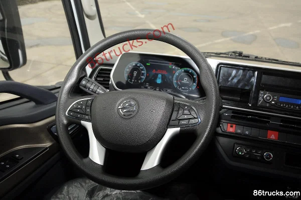 Dongfeng HV3E 4.5T 4.2m Single Row Pure Electric Panel Light Truck 81.14kWh 4X2(6 wheels) Interior (3) | 86Trucks