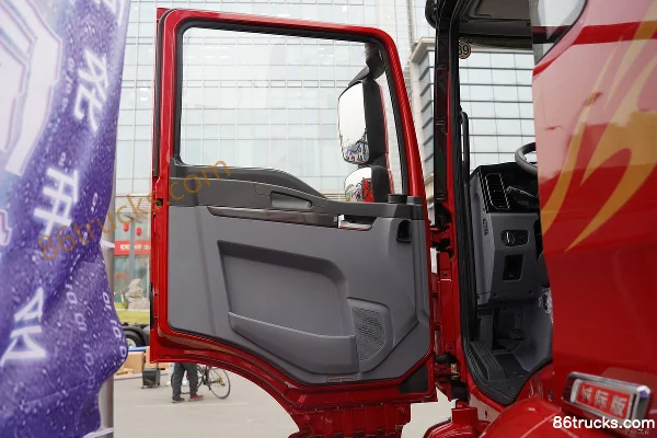 SHACMAN Commercial Vehicle Xuande Wing 3 City Edition 440 hp 6X4(10 wheels) Tractor Truck (China VI) Cab (1) | 86Trucks